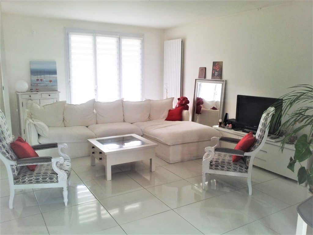 Peinture de tous les plafonds en 1h pièce vide ou occupée